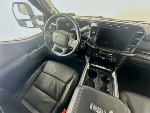 2024 Ford F-250 Super Duty Platinum — thumbnail 11