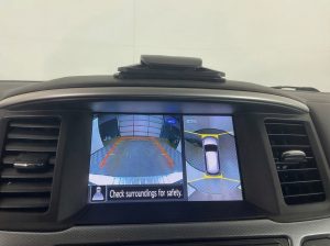2017 Nissan Pathfinder SL — thumbnail 11