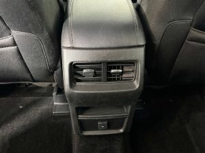 2017 Ford Edge SE — thumbnail 15