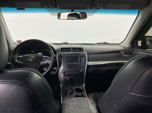 2017 Toyota Camry SE — thumbnail 14