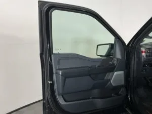 2023 Ford F-150 Raptor — thumbnail 6