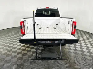 2024 Ford F-250 Super Duty Platinum — thumbnail 5