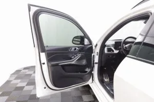 2023 BMW X7 — thumbnail 10